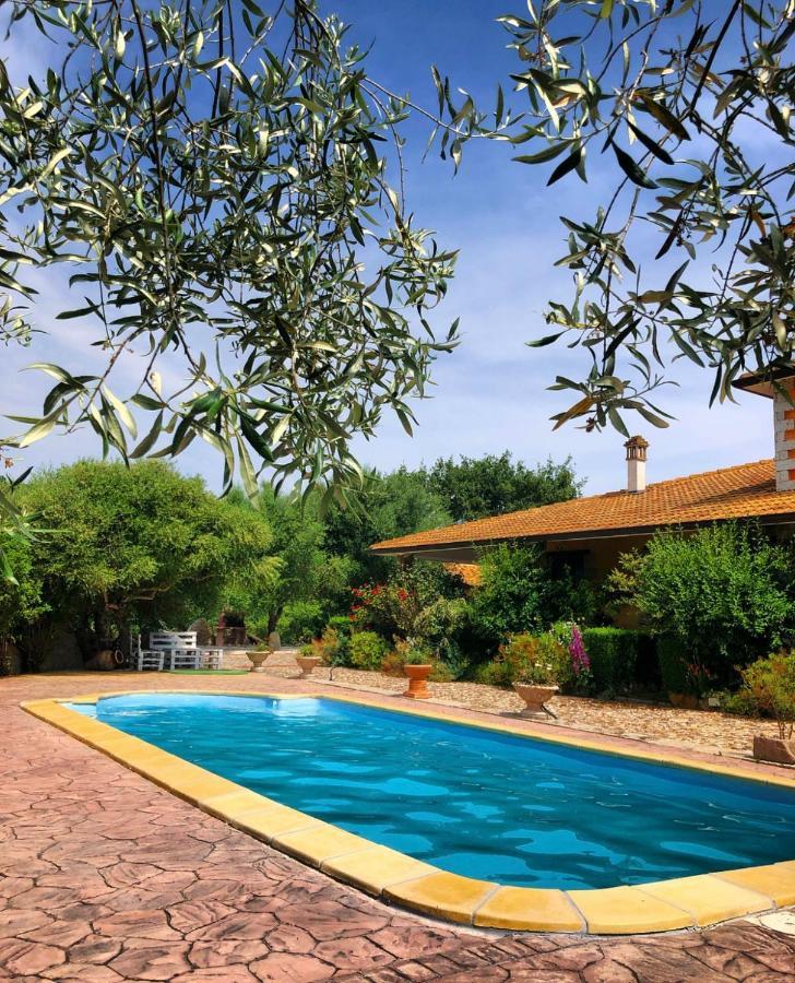 Casa Vacanza Centro Sardegna Sorgono エクステリア 写真