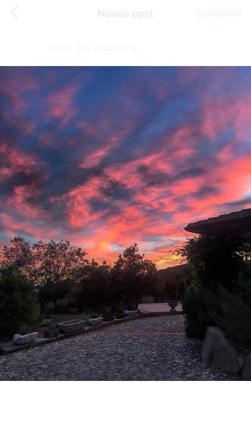 Casa Vacanza Centro Sardegna Sorgono エクステリア 写真