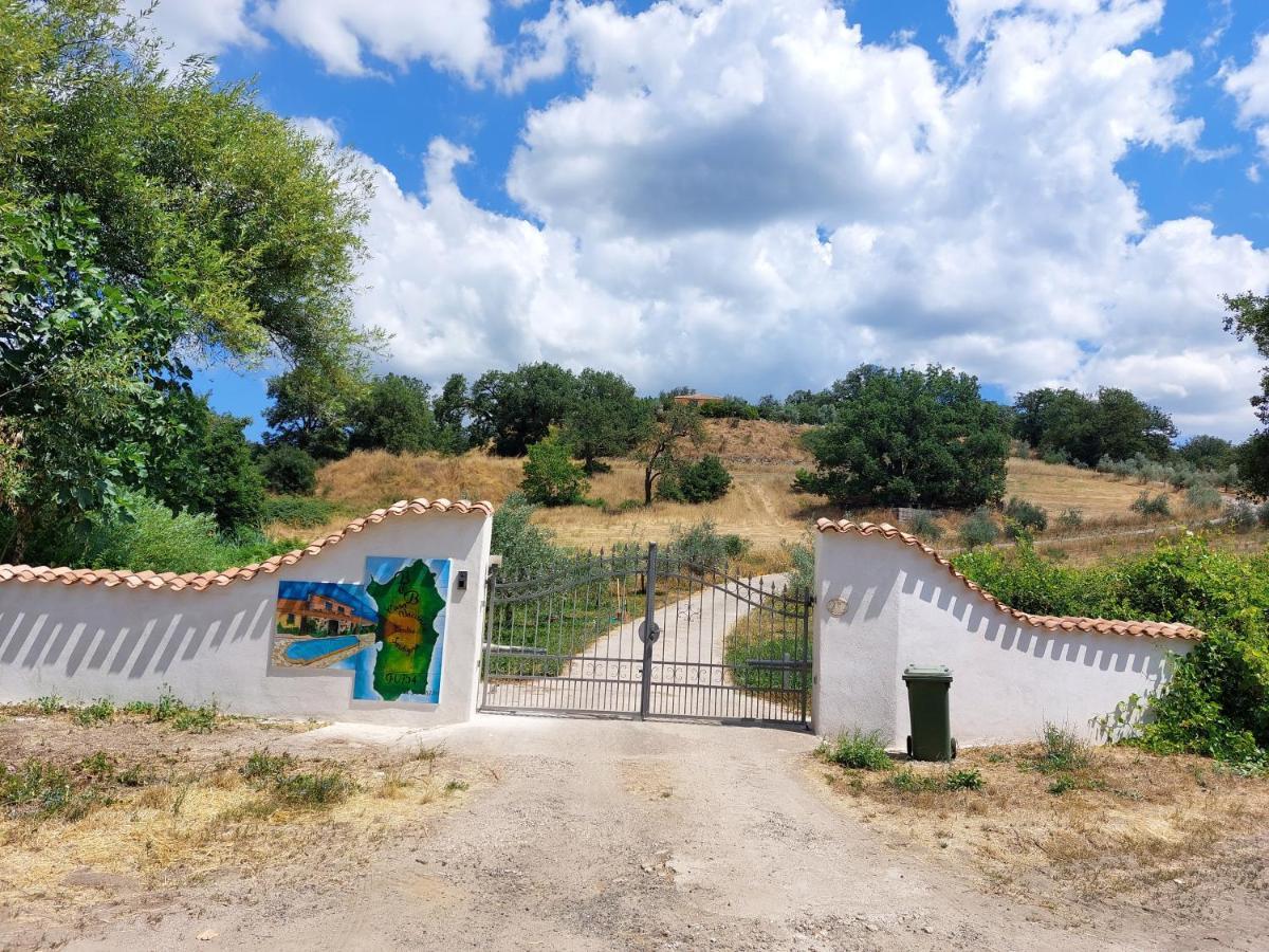 Casa Vacanza Centro Sardegna Sorgono エクステリア 写真