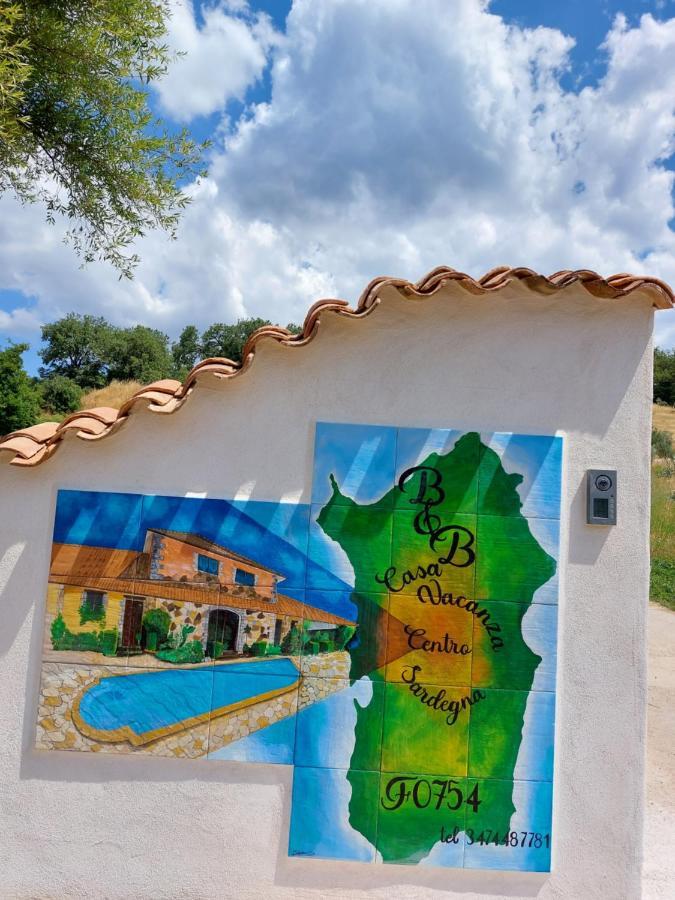 Casa Vacanza Centro Sardegna Sorgono エクステリア 写真